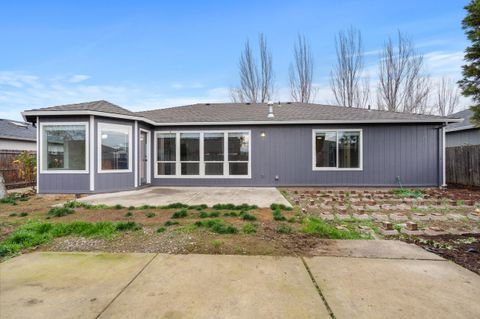 Tiny photo for 1642 Hollyhock Drive, Medford, OR 97504 (MLS # 220212977)
