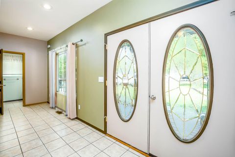 Tiny photo for 52302 Whispering Pines Road, La Pine, OR 97739 (MLS # 220200354)