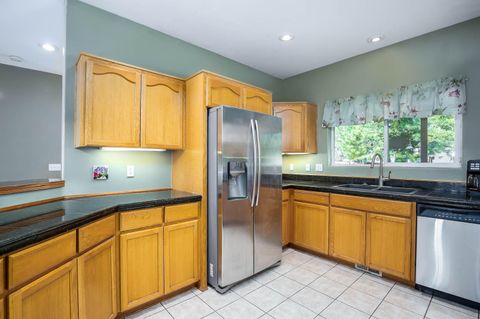 Tiny photo for 52302 Whispering Pines Road, La Pine, OR 97739 (MLS # 220200354)