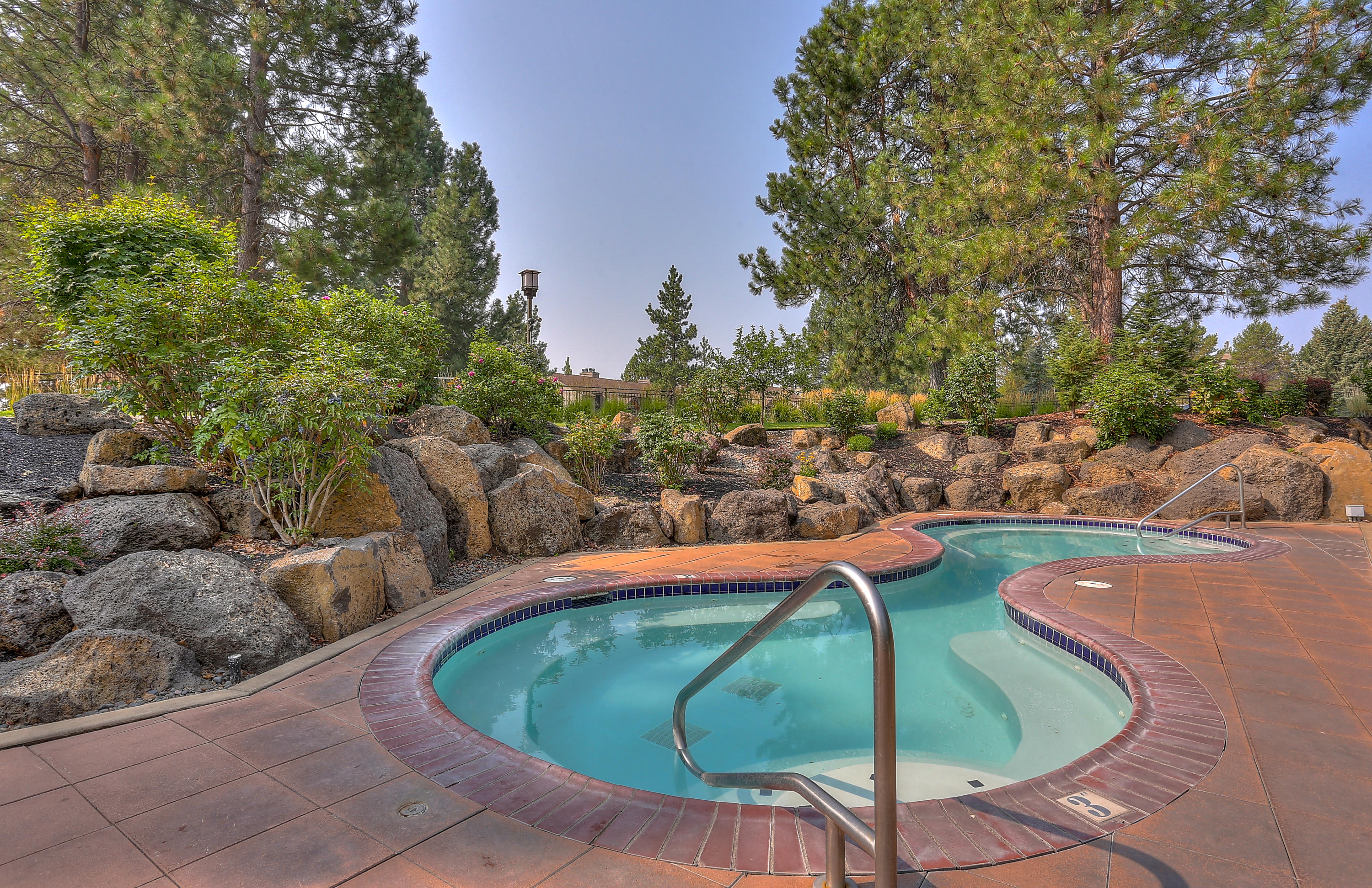 Inn Of The 7th - Residential