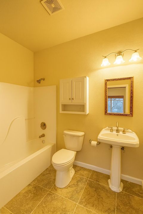Tiny photo for 1726 Kids Way, Grants Pass, OR 97526 (MLS # 220212575)