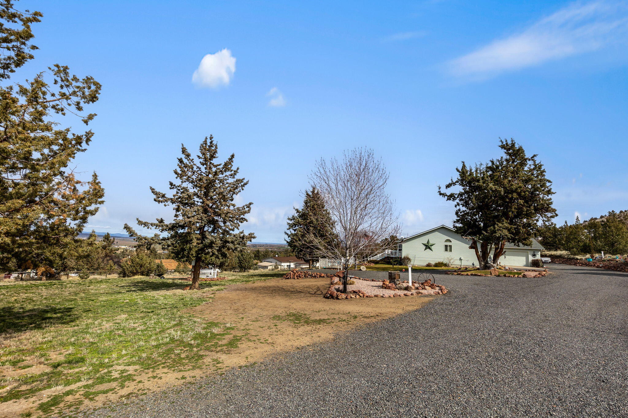 10595 SW Mintken Lane