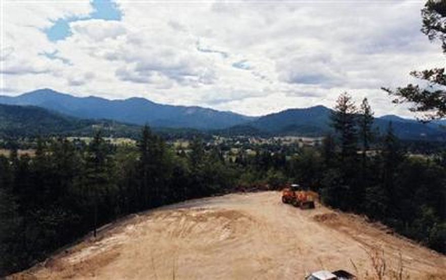 This Property Has Some Of The Best Views Of The Jerome Prairie Valley And Surrounding Mountains. Buy This Building Lot And Build Your Castle, Or You Can Buy The Lot With Home Package With A Custom Built Home By Jacoby Homes Inc.