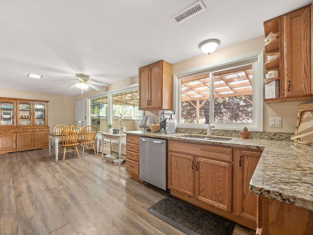 Moyina - Residential