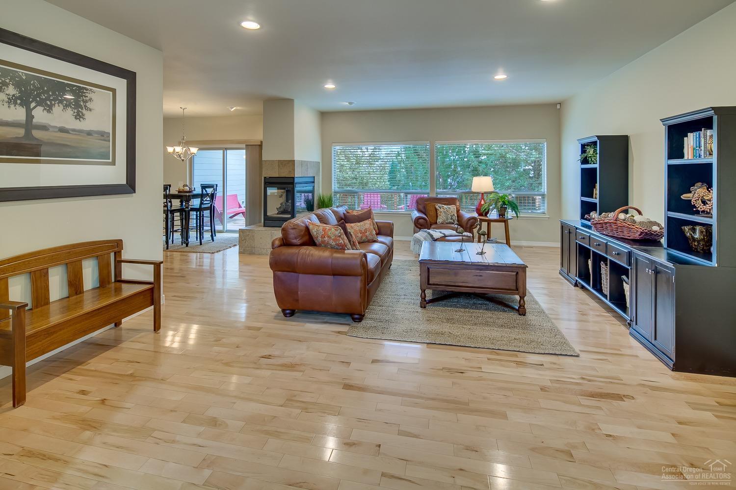 Eagle Crest - Residential