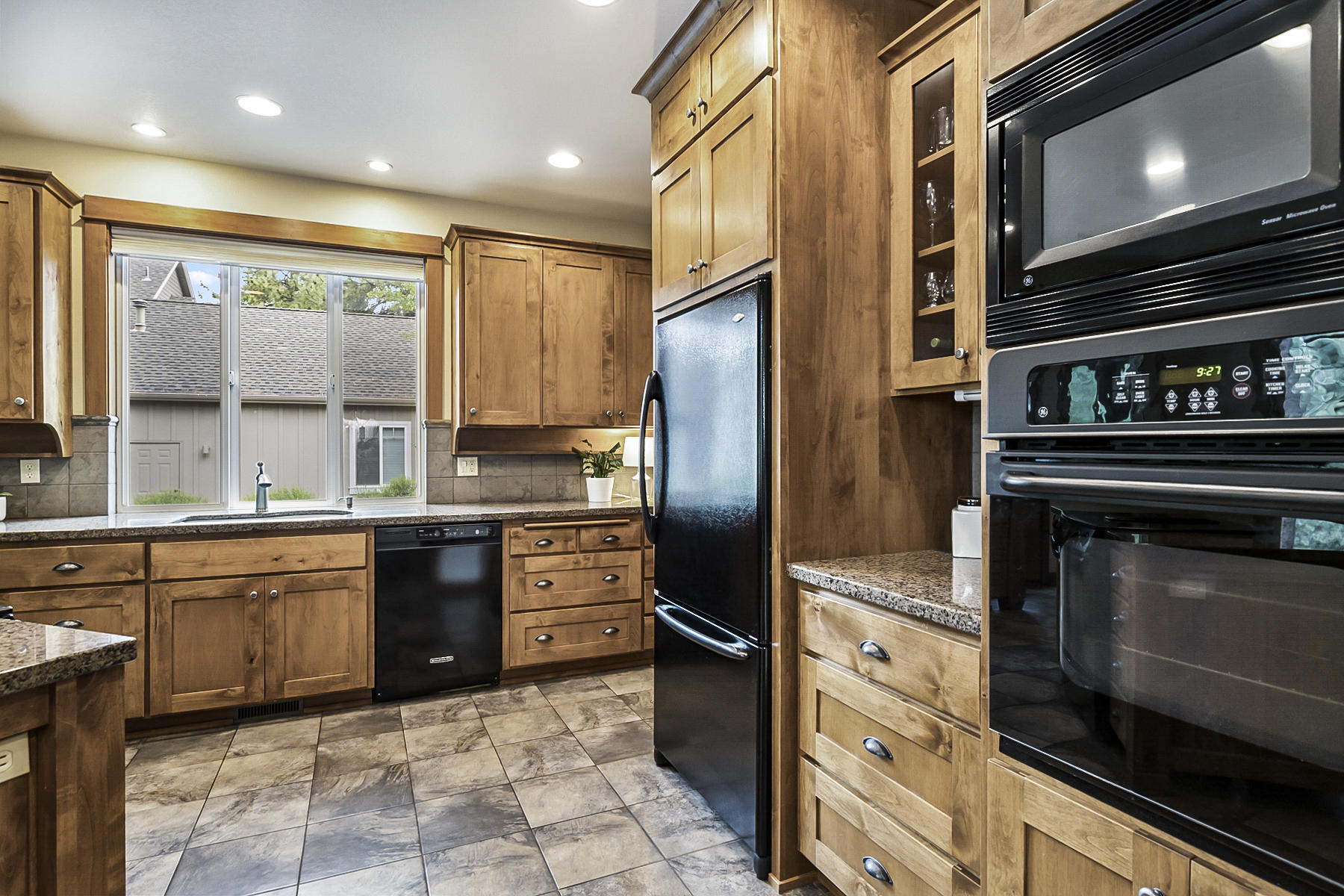 7th Mtn Golf Village - Residential