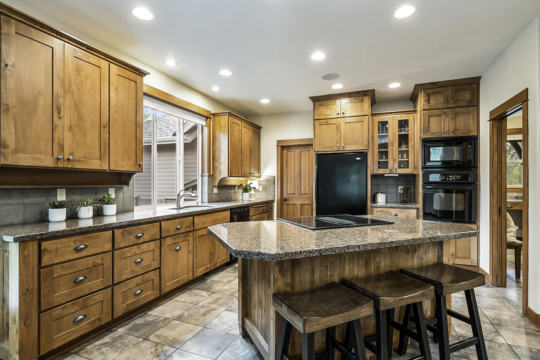 7th Mtn Golf Village - Residential