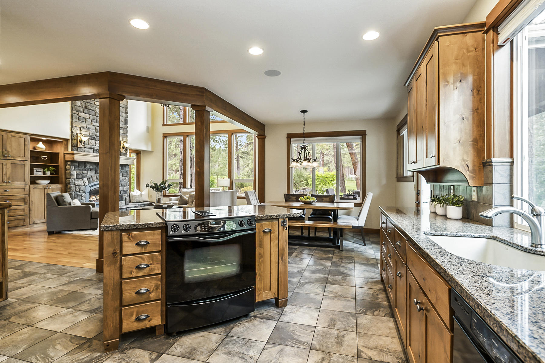 7th Mtn Golf Village - Residential