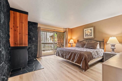 Tiny photo for 57241 Mashie Lane #53, Sunriver, OR 97707 (MLS # 220222963)