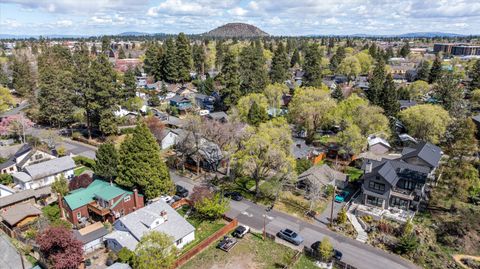 Tiny photo for 56 NW Shasta Place, Bend, OR 97703 (MLS # 220219880)