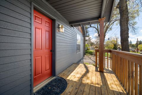 Tiny photo for 56 NW Shasta Place, Bend, OR 97703 (MLS # 220219880)