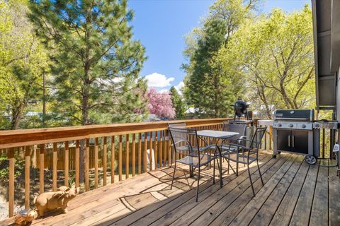 Tiny photo for 56 NW Shasta Place, Bend, OR 97703 (MLS # 220219880)