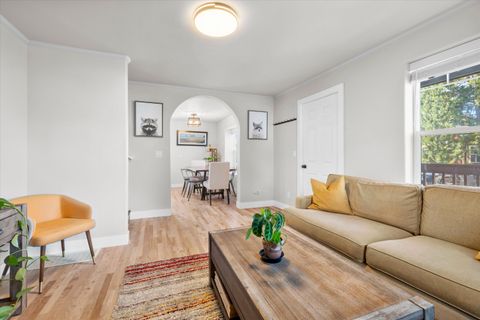 Tiny photo for 56 NW Shasta Place, Bend, OR 97703 (MLS # 220219880)