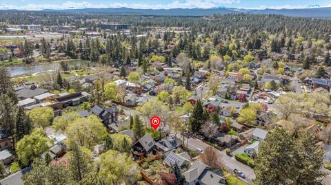 Tiny photo for 56 NW Shasta Place, Bend, OR 97703 (MLS # 220219880)