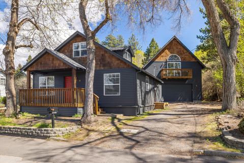 Photo of 56 NW Shasta Place, Bend, OR 97703 (MLS # 220219880)