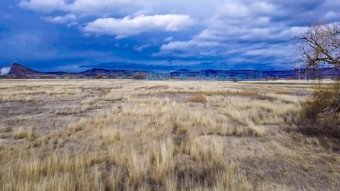 Tiny photo for 429 Miller Island Road, Klamath Falls, OR 97603 (MLS # 220215850)