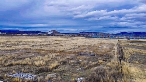 Tiny photo for 429 Miller Island Road, Klamath Falls, OR 97603 (MLS # 220215850)