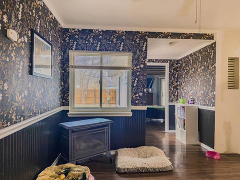 Tiny photo for 429 Miller Island Road, Klamath Falls, OR 97603 (MLS # 220215850)