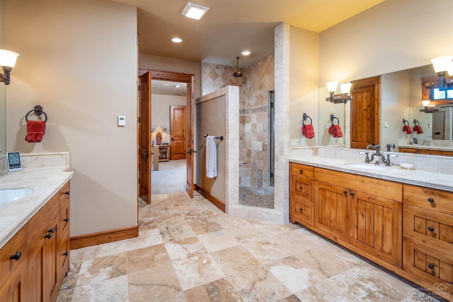 Broken Top - Residential