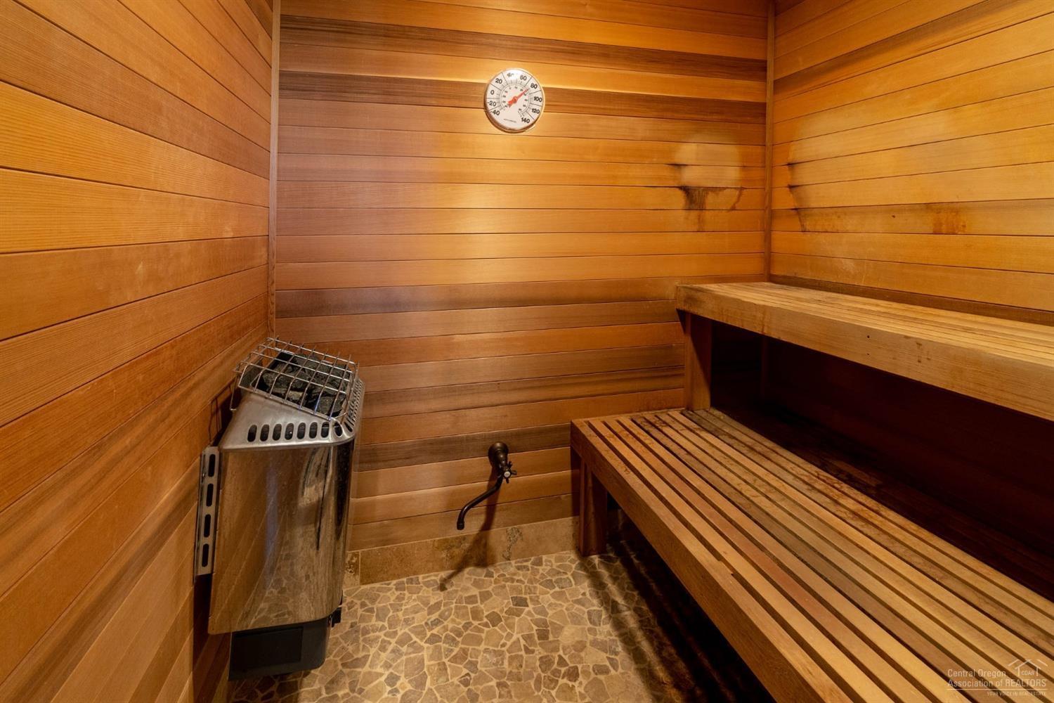 Broken Top - Residential