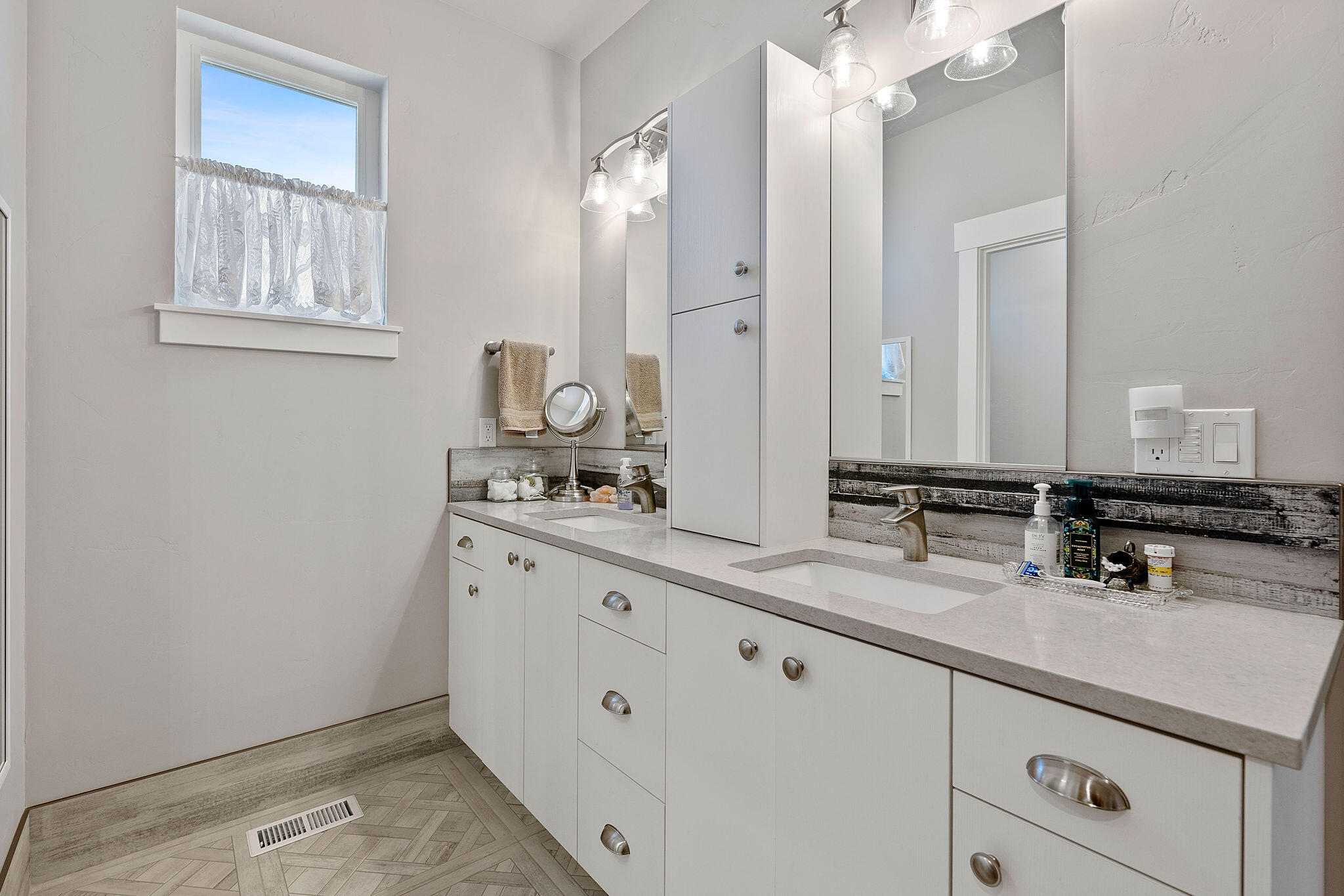 Redtail Ridge - Residential