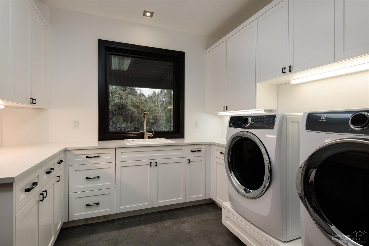 Wyndemere - Residential