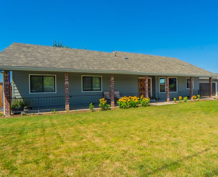 Welcome to this beautifully maintained 3-bedroom, 2-bath home located in a desirable East Medford neighborhood. Offering 1,681 square feet of comfortable living space, this home features a functional layout perfect for both everyday living and entertaining.
Enjoy a spacious primary suite with a walk-in closet and private bath, a bright and airy living room, and a well-appointed kitchen with ample cabinetry and counter space with updated range and double ovens in 2023. Exterior was painted in 2023.  Step outside to a fully fenced backyard—ideal for pets, play, or relaxing evenings under the stars.
Additional highlights include a two-car garage, mature landscaping and close proximity to parks, schools, shopping, and medical facilities. Don't miss this opportunity to own a lovely home in one of East Medford's most sought-after areas!
Priced at $460,000 — this East Medford gem is ready to welcome you home.