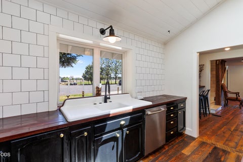 Tiny photo for 66300 White Rock Loop, Bend, OR 97703 (MLS # 220223305)