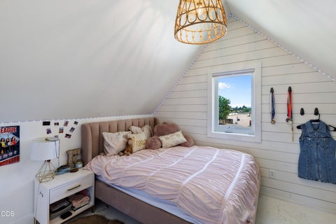 Tiny photo for 66300 White Rock Loop, Bend, OR 97703 (MLS # 220223305)