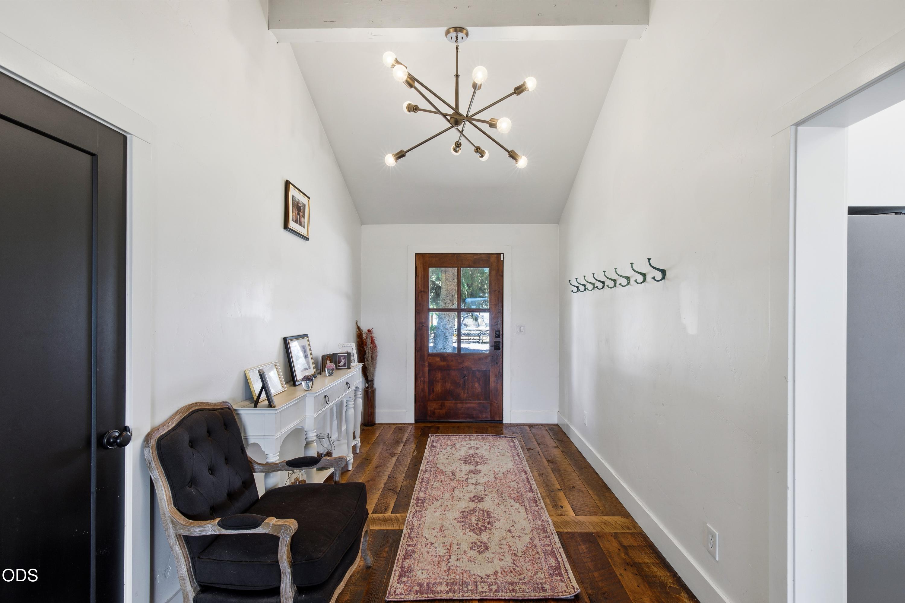 66300 White Rock Loop