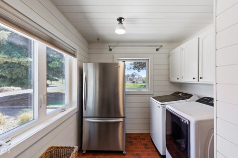 Tiny photo for 66300 White Rock Loop, Bend, OR 97703 (MLS # 220223305)