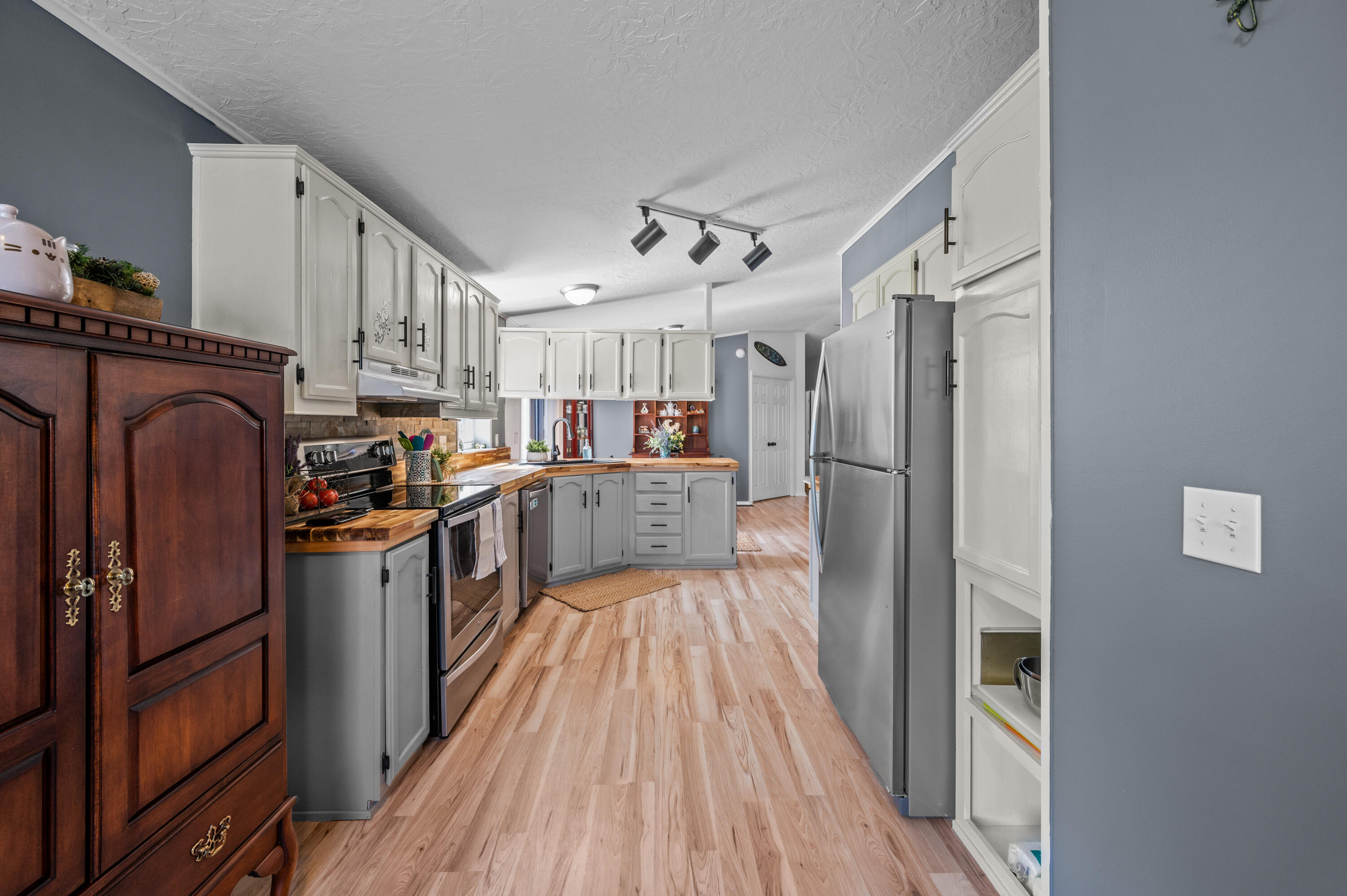 Sunshine - Residential