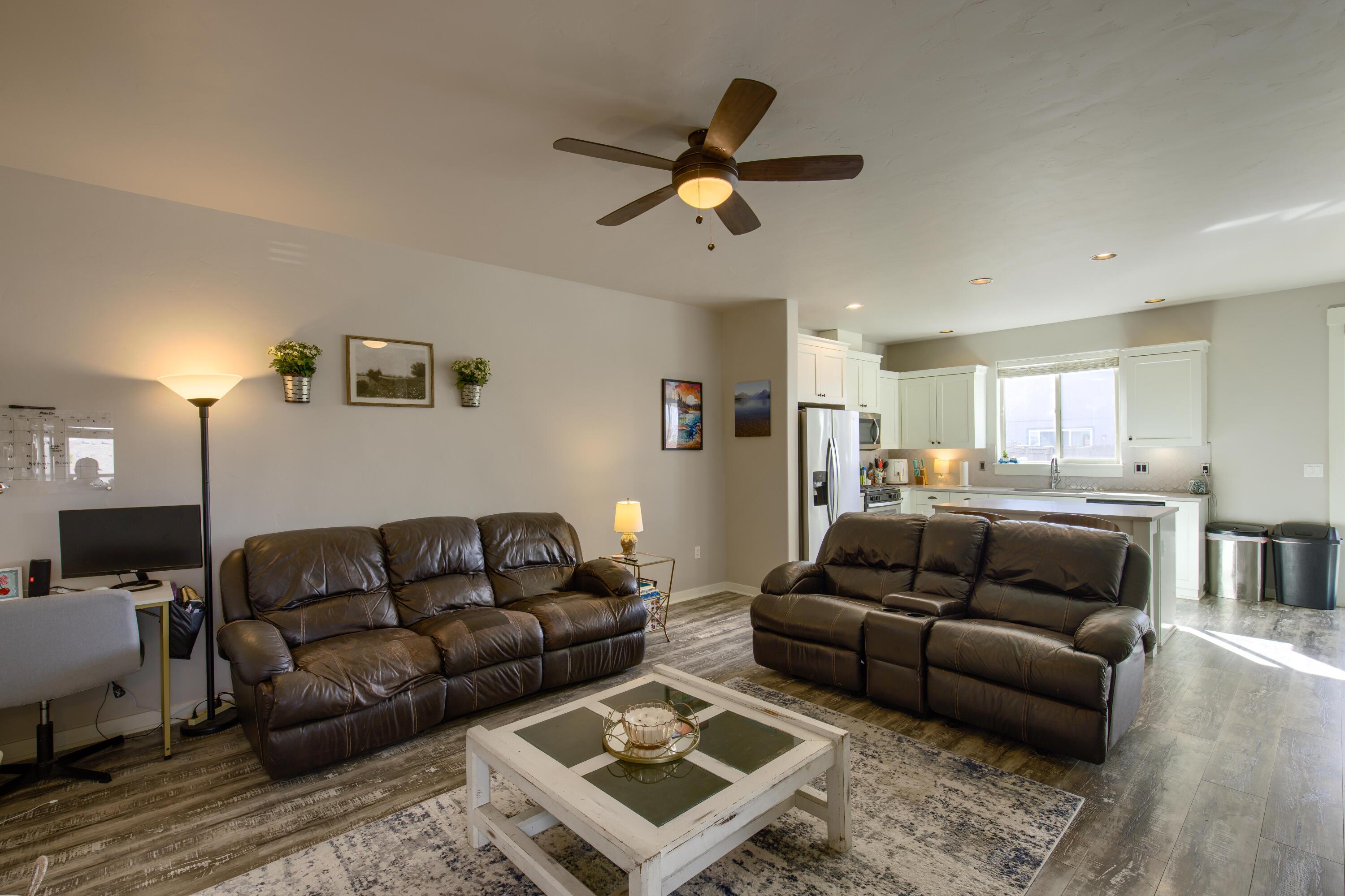 3096 SW Black Butte Lane