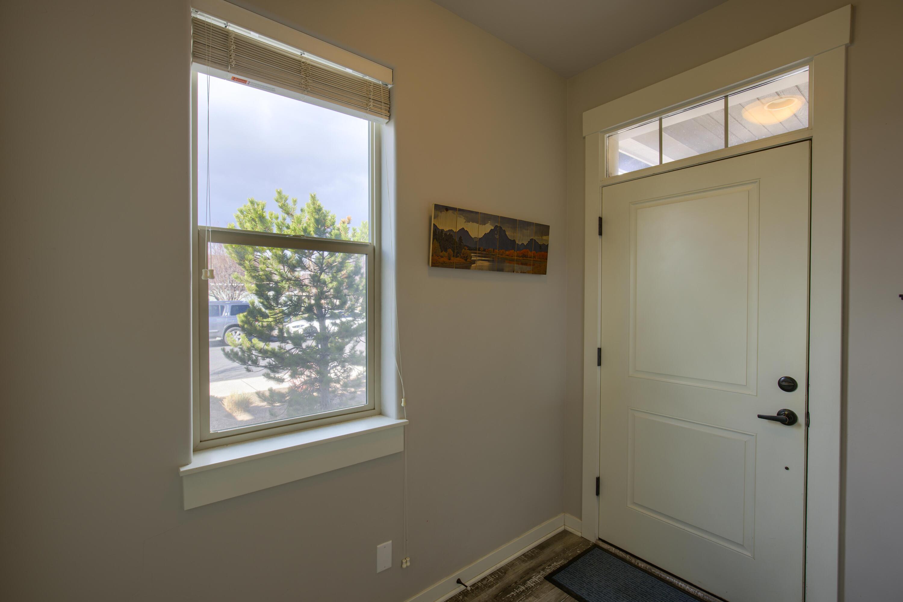 3096 SW Black Butte Lane