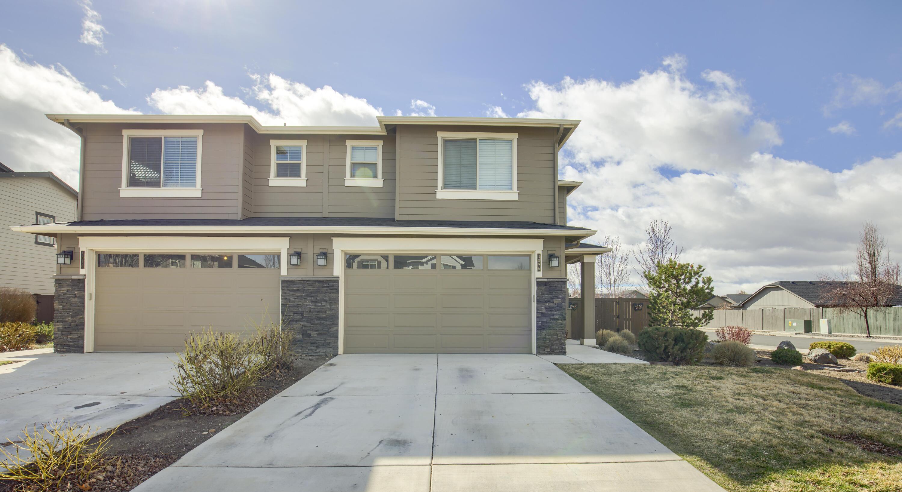 3096 SW Black Butte Lane