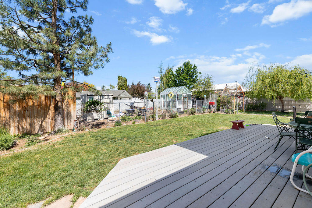 Loma Vista - Residential