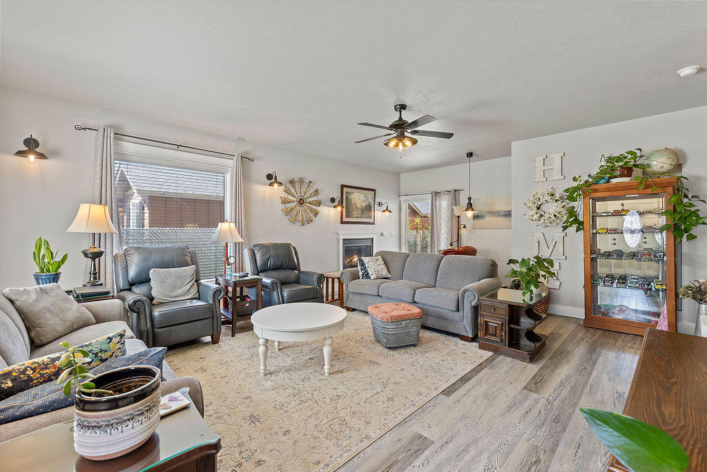 Loma Vista - Residential