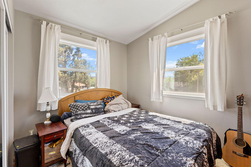 Loma Vista - Residential