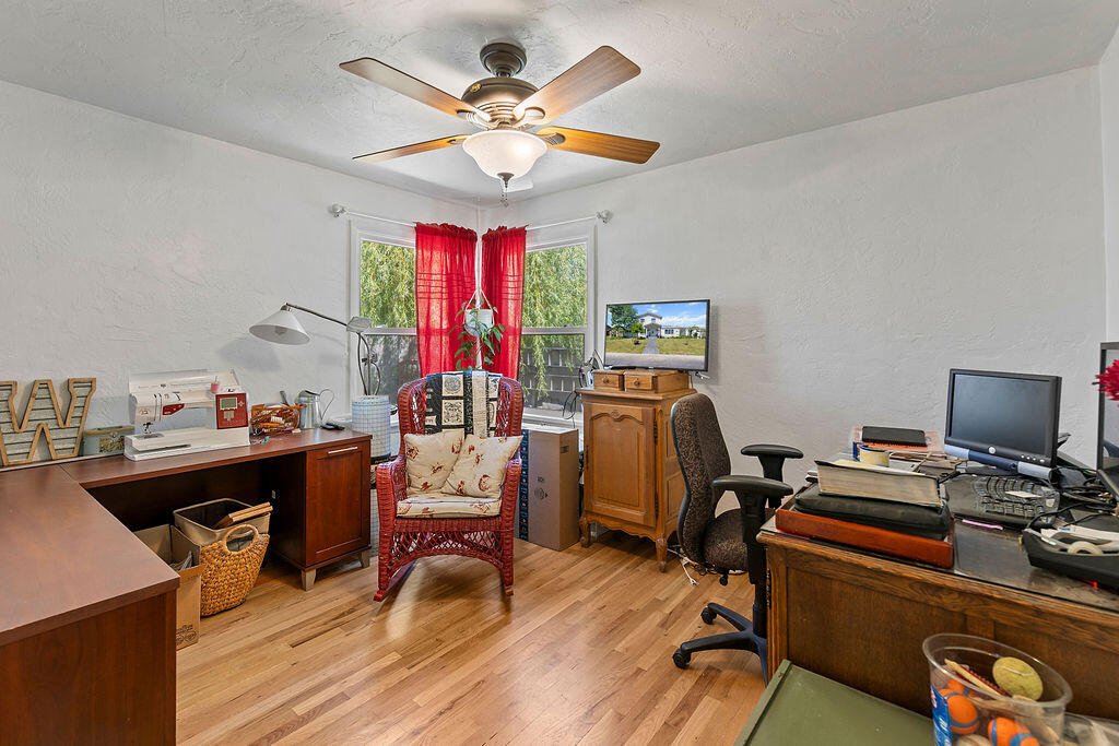 Loma Vista - Residential