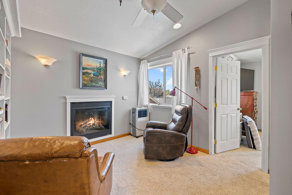 Loma Vista - Residential