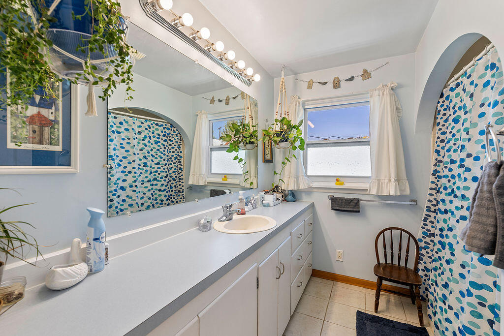 Loma Vista - Residential