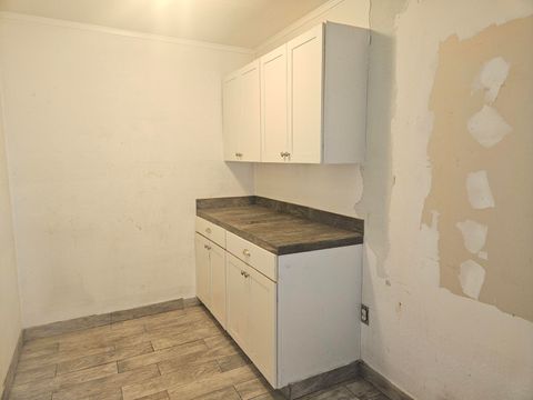 Tiny photo for 413 S H Street, Lakeview, OR 97630 (MLS # 220216939)