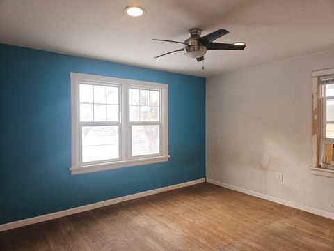 Tiny photo for 413 S H Street, Lakeview, OR 97630 (MLS # 220216939)