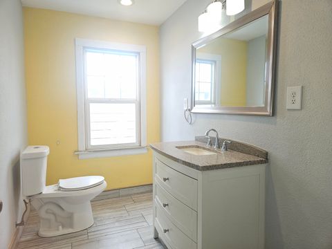 Tiny photo for 413 S H Street, Lakeview, OR 97630 (MLS # 220216939)