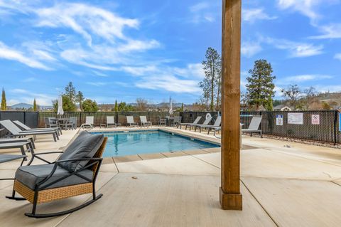 Tiny photo for 201 Bogey Lane, Eagle Point, OR 97524 (MLS # 220214951)