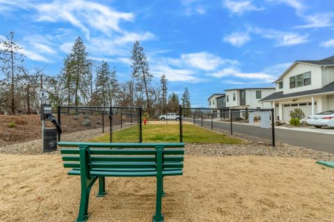 Tiny photo for 201 Bogey Lane, Eagle Point, OR 97524 (MLS # 220214951)