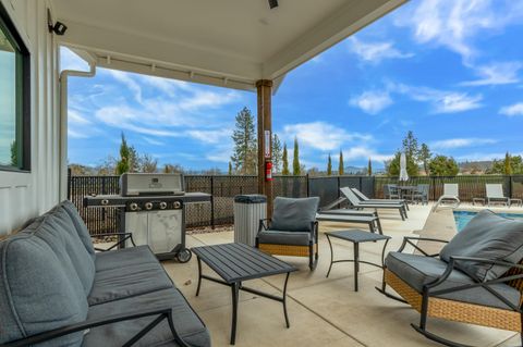 Tiny photo for 201 Bogey Lane, Eagle Point, OR 97524 (MLS # 220214951)