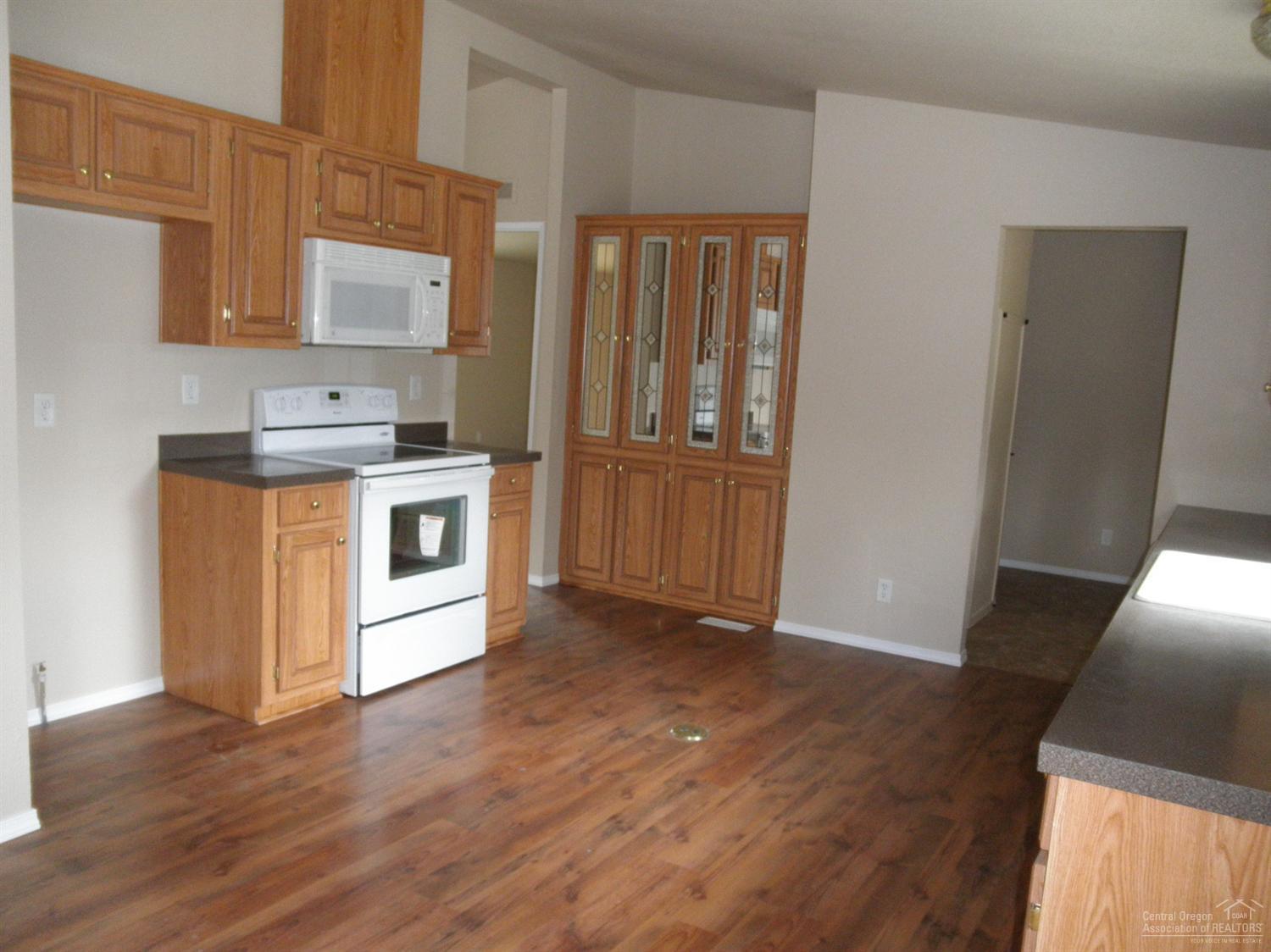 Sun Forest Estates - Residential