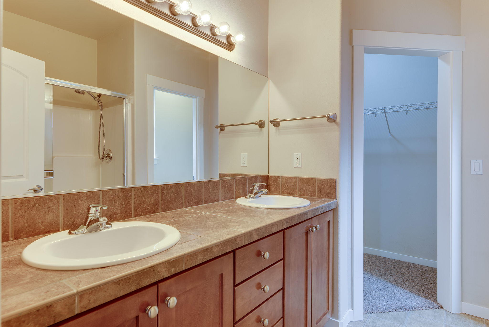 Eagle's Landing - Residential