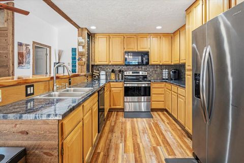 Tiny photo for 18961 River Woods Drive, Bend, OR 97702 (MLS # 220219703)